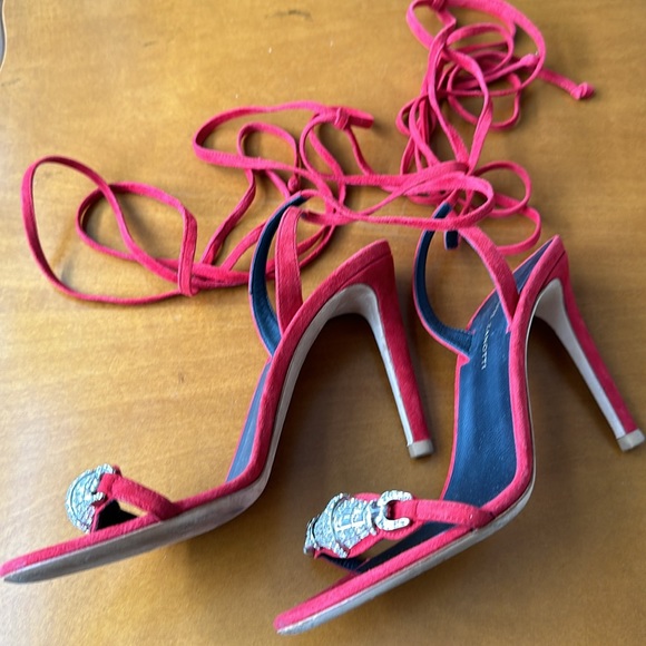 Giuseppe Zanotti Red Luxurious Suede sandals with Swarovsky jewelry accents - Picture 2 of 6